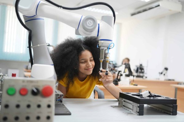 What Are the Innovative Marketing Strategies for UK Artisan Cheese Producers?